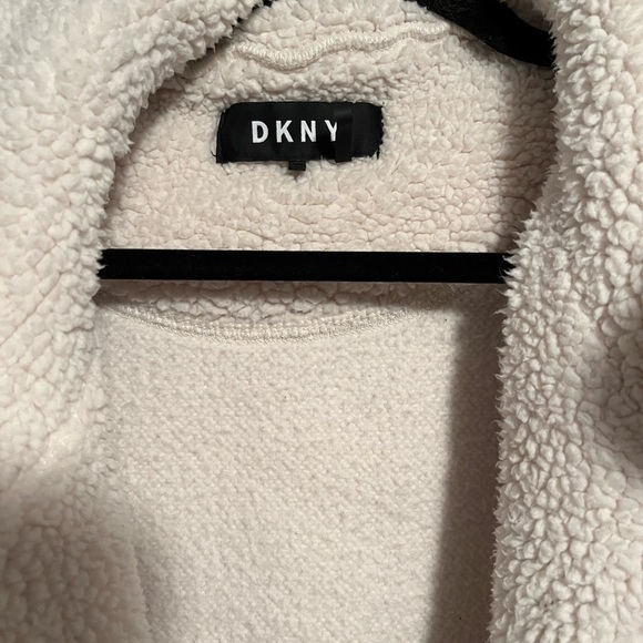 DKNY Sherpa Jacket - Picture 4 of 9